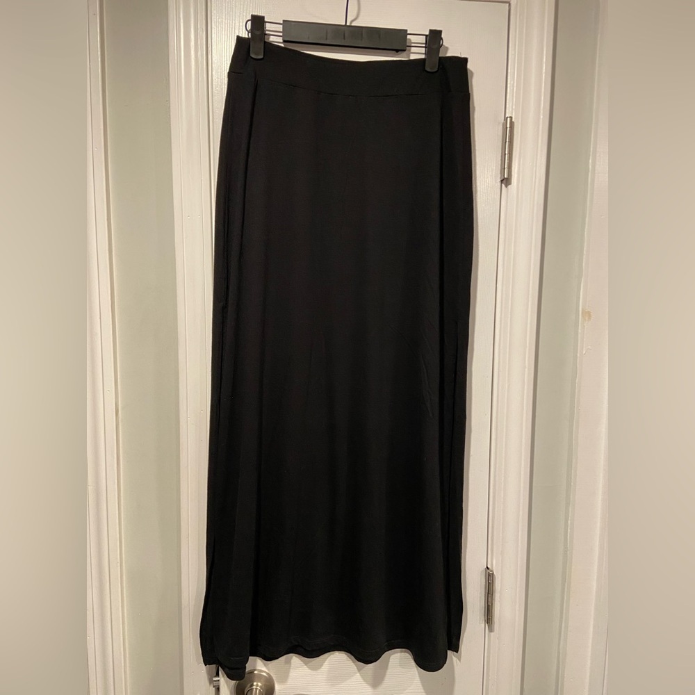 Joe B Size L Black Pull On High Double Slit Stretchy Flowy Maci Skirt